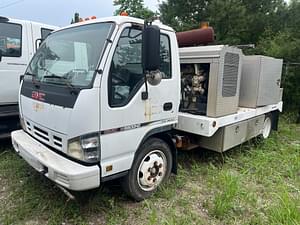 2007 GMC W5500 Image