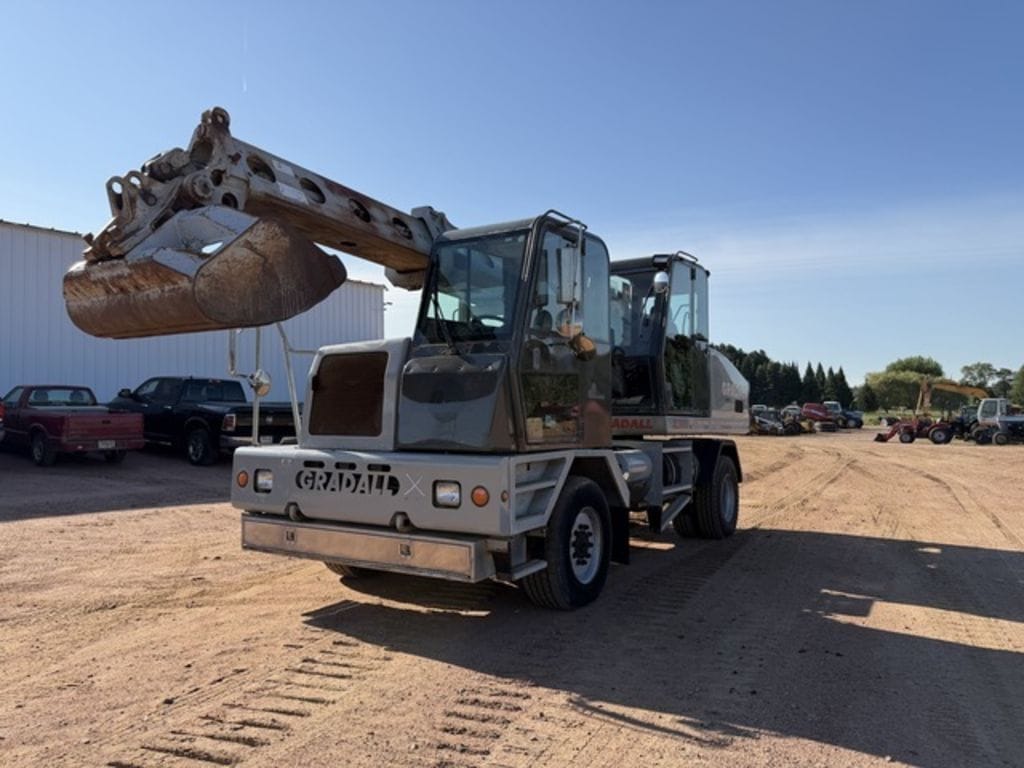 2007 Gradall XL3100 Equipment Image0