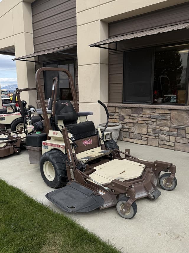 Image of Grasshopper 722D equipment image 2