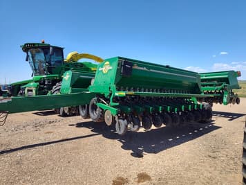 Main image Great Plains 3S-4000HD