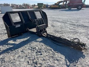 2007 Grouser 2200 Image