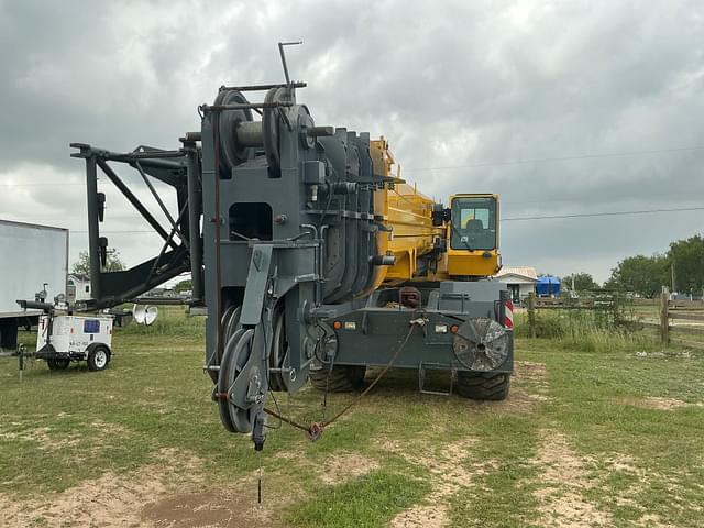 Image of Grove RT890E equipment image 4
