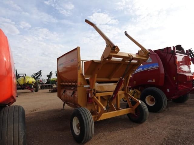 Image of Haybuster 2650 equipment image 3