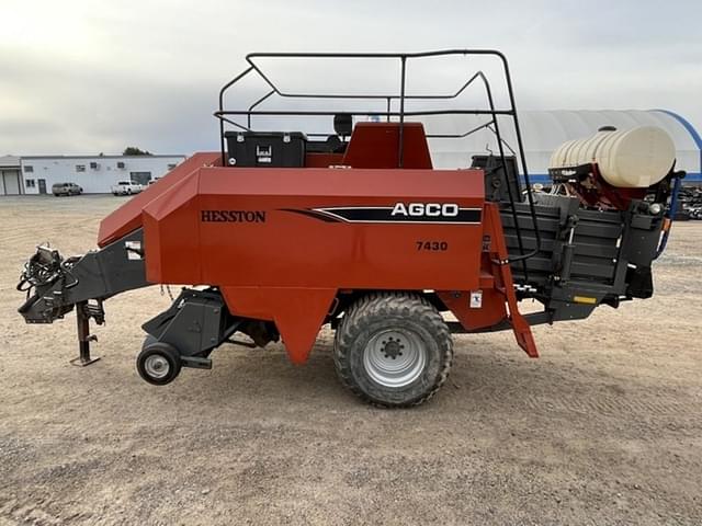 Image of AGCO 7430 equipment image 3