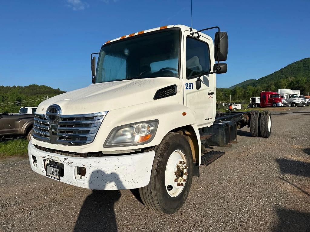 Image of Hino 268 Primary image