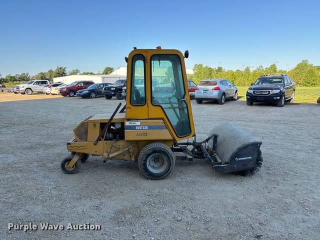 Image of Hustler 4600 equipment image 3