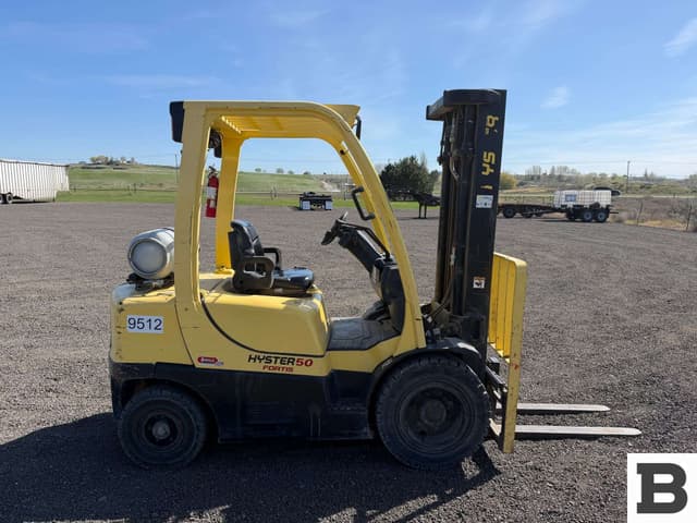 Image of Hyster H50FT equipment image 4