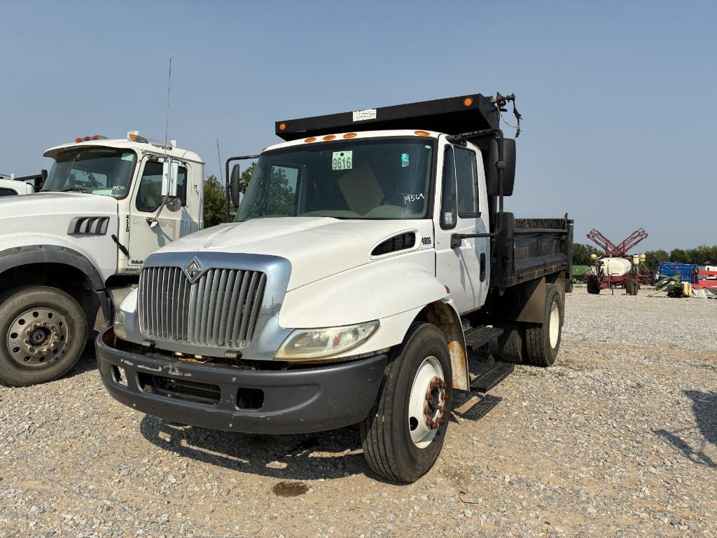 Image of International 4300 Primary image