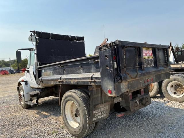 Image of International 4300 equipment image 3