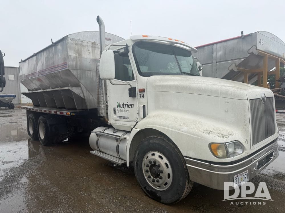 2007 International 9200 Equipment Image0