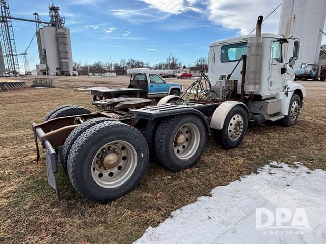 Image of International 9200i equipment image 4