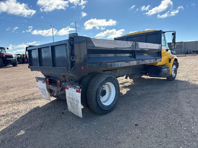 Image of International 4300 SBA equipment image 2