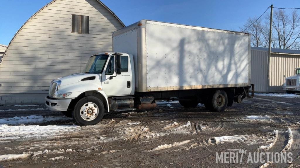 2007 International 4300 Equipment Image0