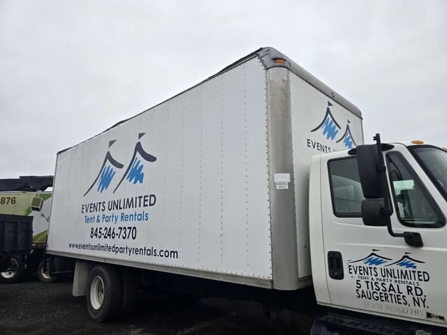 Image of International 4300 equipment image 4