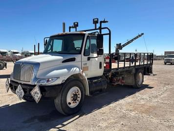 Main image International 4300