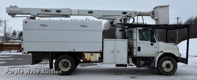 Image of International 4300 equipment image 3