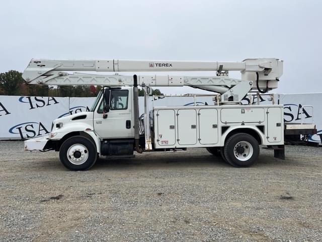 Image of International 4300 equipment image 1