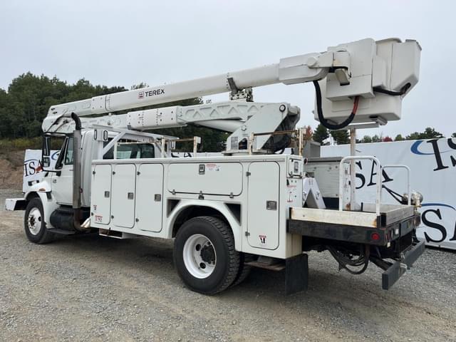 Image of International 4300 equipment image 2