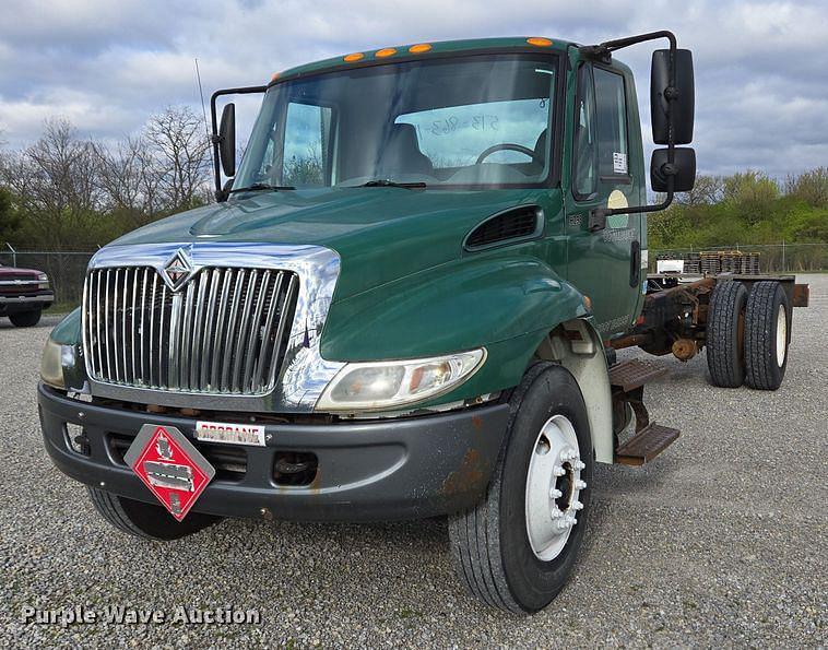 Image of International 4300 SBA Primary image