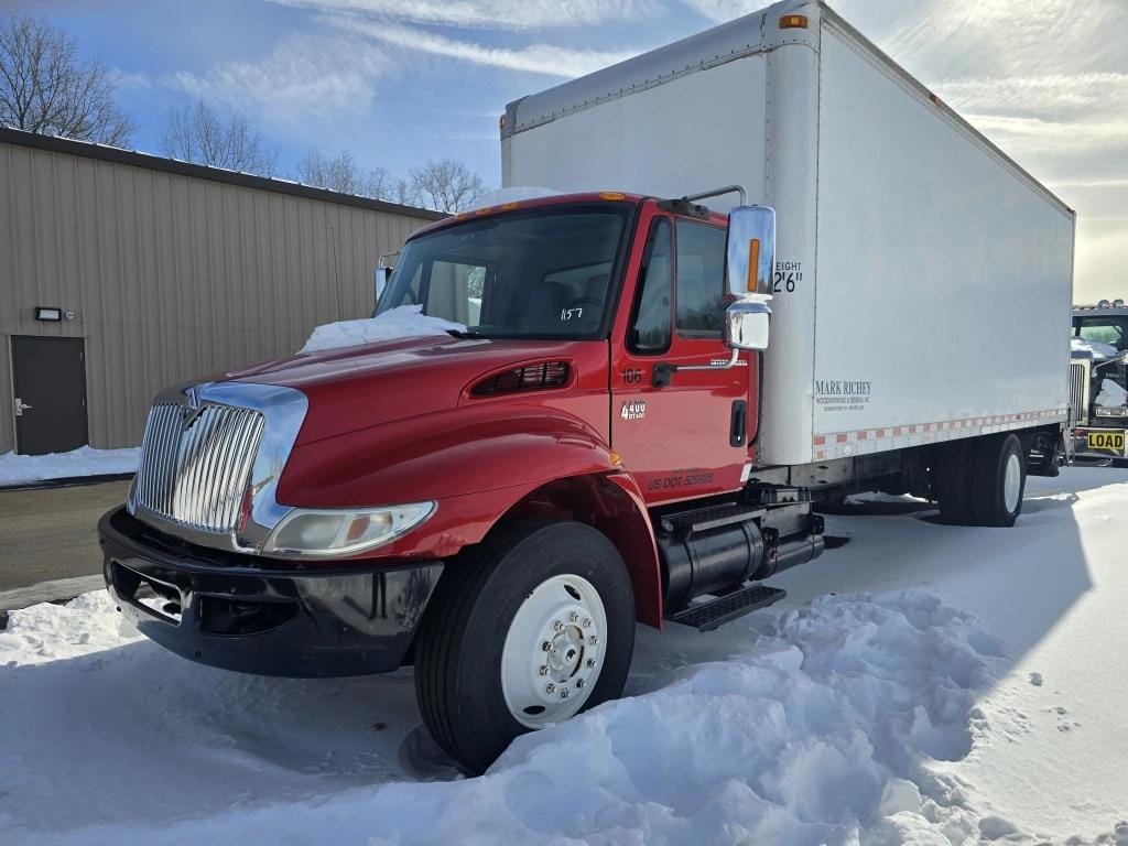 2007 International 4400 Equipment Image0