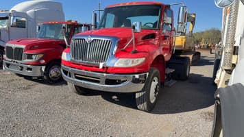 Main image International 4400