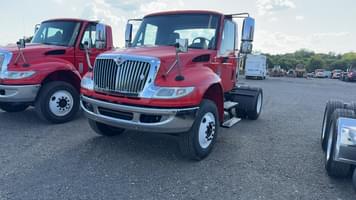 Main image International 4400