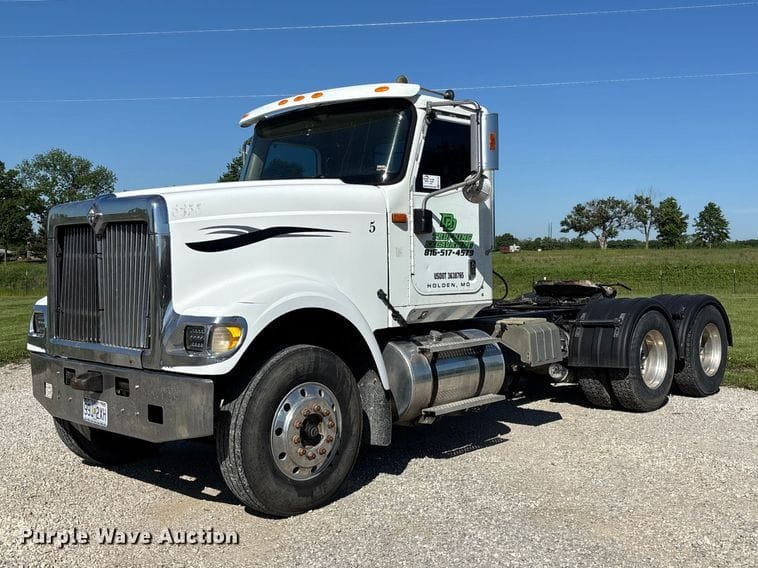 2007 International 5900i Equipment Image0
