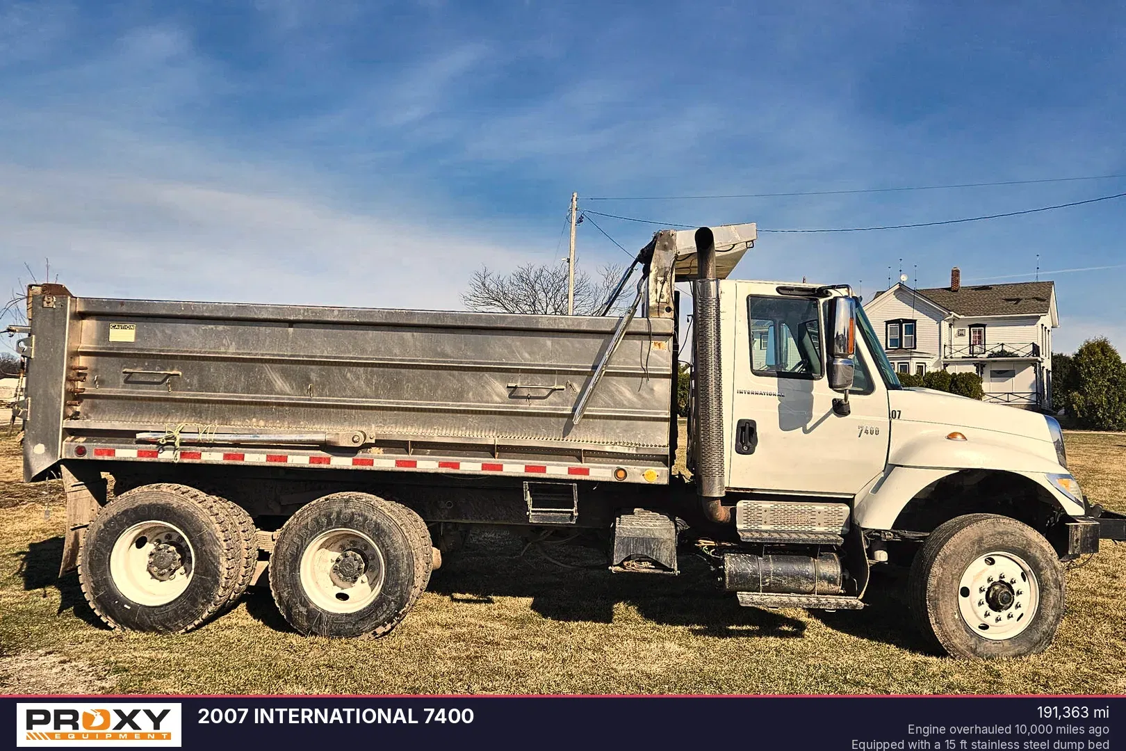 2007 International 7400 Equipment Image0
