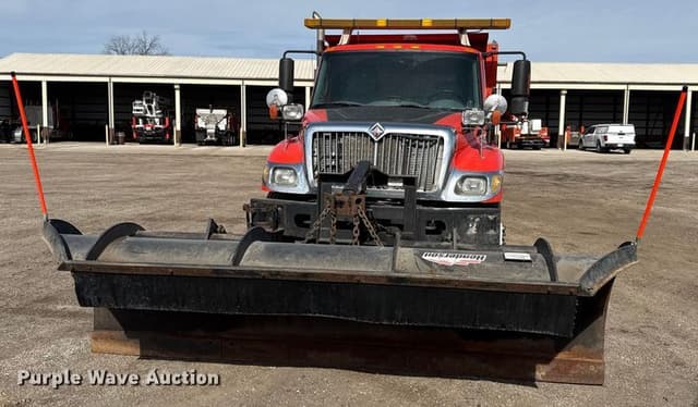 Image of International DT466 equipment image 1