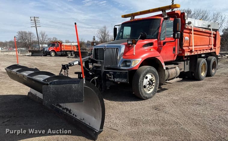 Image of International DT466 Primary image