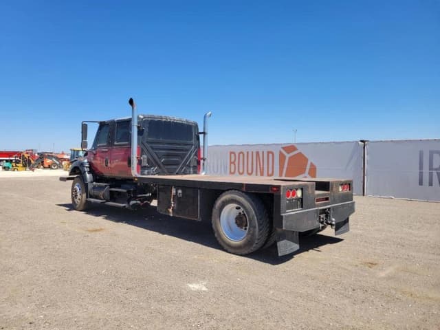 Image of International 7400 equipment image 2