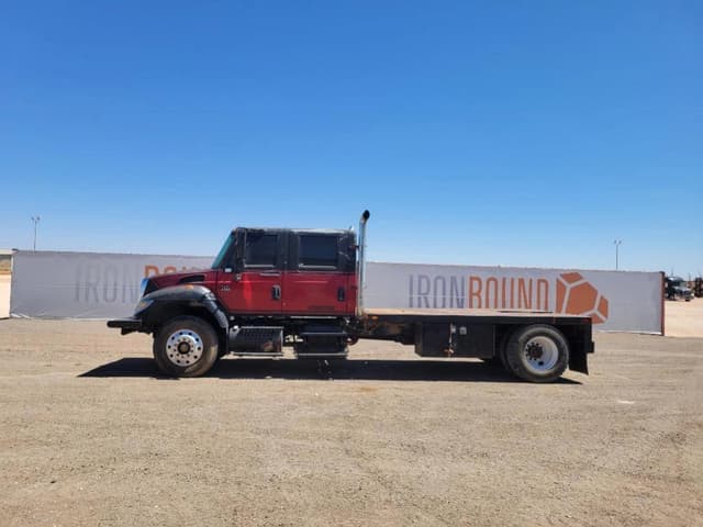 Image of International 7400 equipment image 1