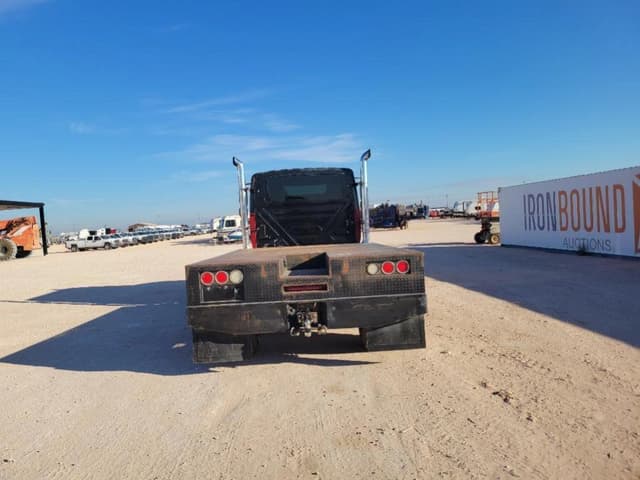 Image of International 7400 equipment image 3