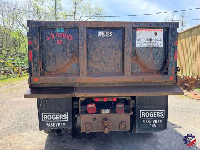 Image of International 7400 SFA equipment image 3