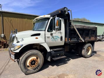 Main image International 7400 SFA