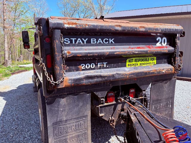 Image of International 7400 SFA equipment image 3