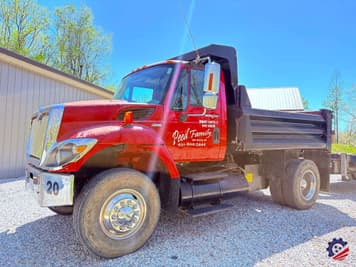 Main image International 7400 SFA
