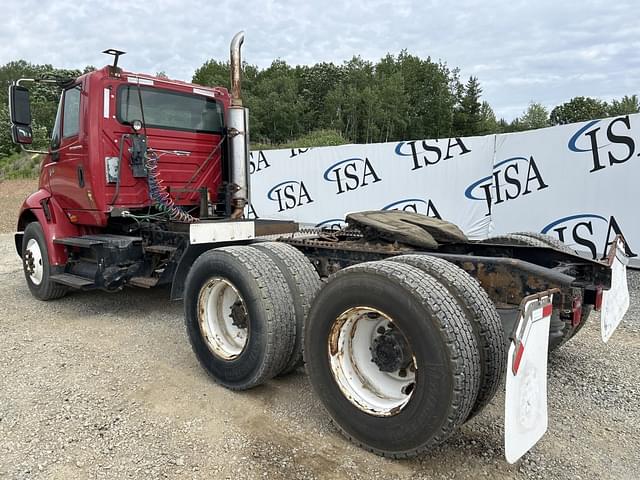 Image of International 8600 equipment image 2
