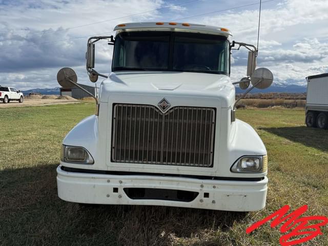 Image of International 9200i equipment image 4