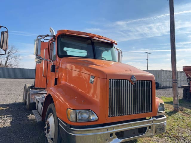 Image of International 9200i equipment image 4