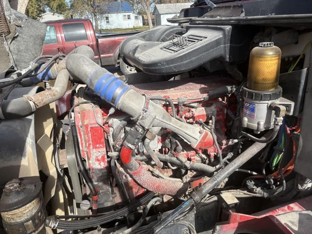 Image of International 9400i equipment image 2