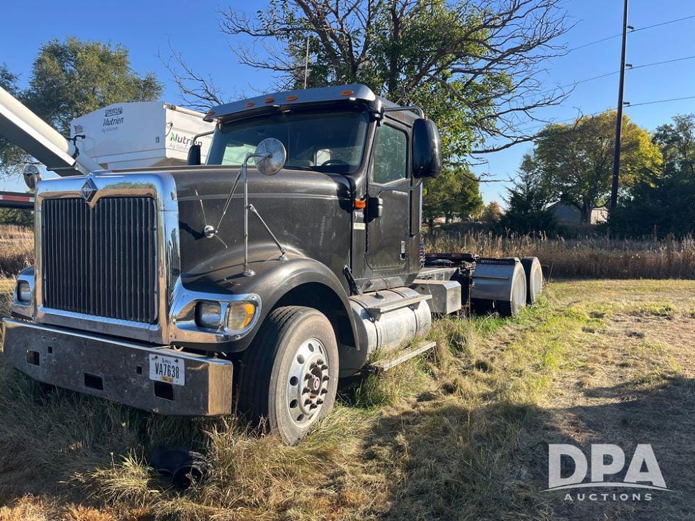 Main image International 9400i