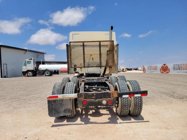 Image of International 9400i equipment image 3