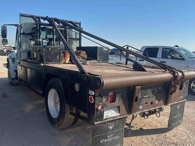 Image of International Durastar 4300 equipment image 4