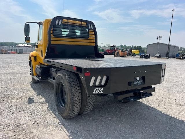 Image of International Durastar 4300 equipment image 4