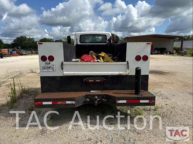 Image of International Durastar 4300 equipment image 3