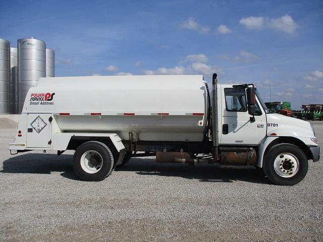 Image of International Durastar 4300 equipment image 3