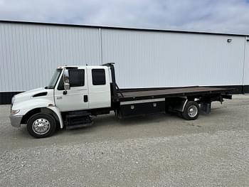 2007 International Durastar 4300 Equipment Image0