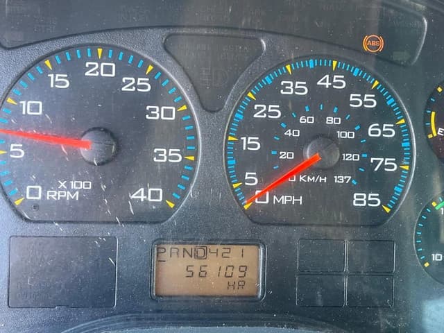 Image of International 4300 equipment image 4