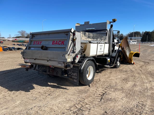 Image of International 7400 equipment image 4